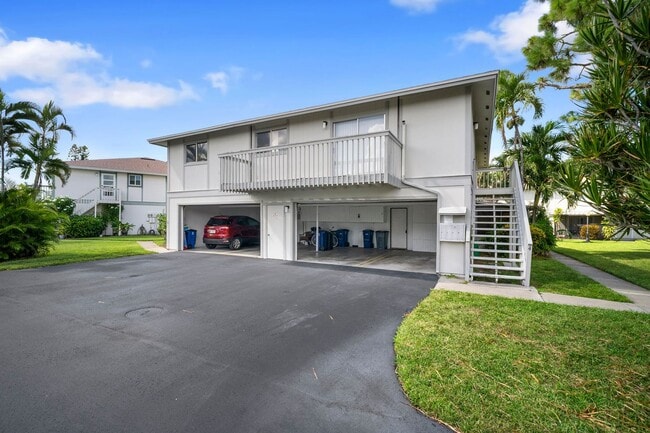 Building Photo - Beautiful Two-story condo 2bedrooms 2 bath...