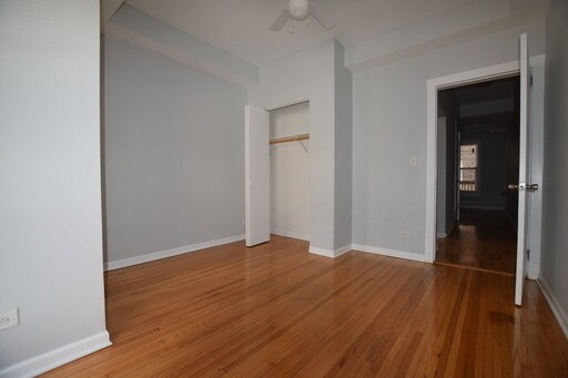 Foto del edificio - 7445 N Greenview Ave