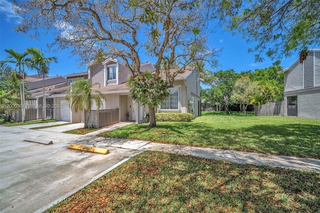 Building Photo - 15743 Woodgate Pl