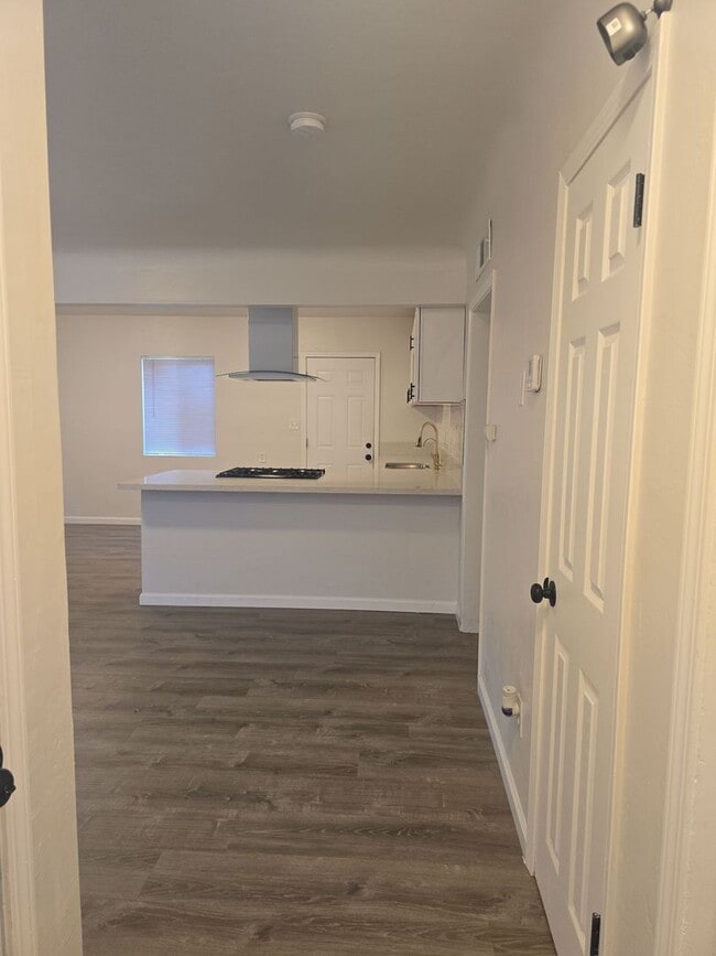 Building Photo - Single-family home with flexible leases - Renovated property - Pet-friendly - Coming soon!