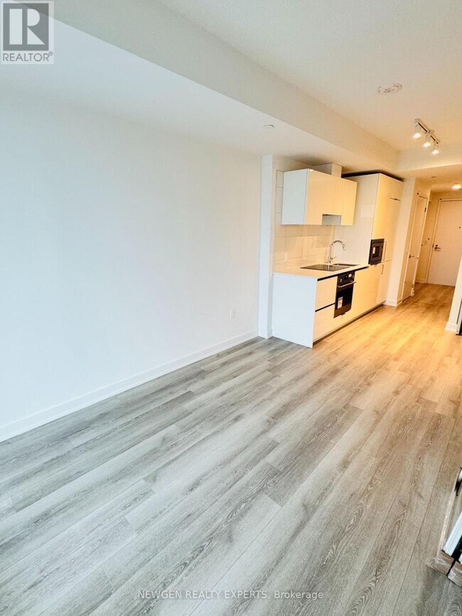 Photo du bâtiment - 230 Simcoe St