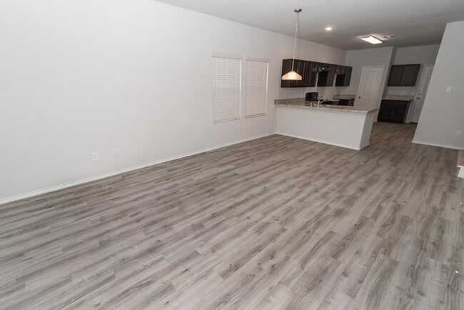 Building Photo - 5518 Tobins Gully Dr