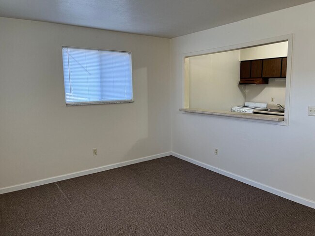Building Photo - 509 Kansas