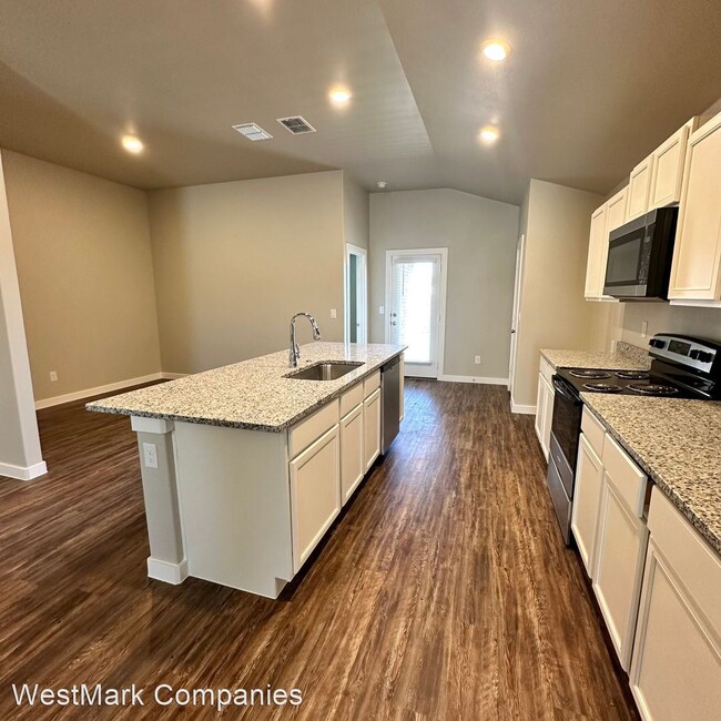 Building Photo - 3 br, 2 bath House - 2059 Kenwood Avenue