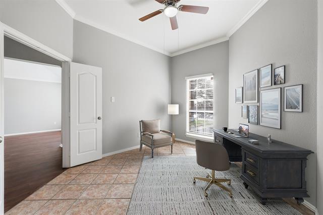 Foto del edificio - 2211 Knob Hill Dr