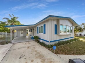 Building Photo - 409 Coconut Ave E