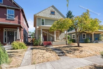 Building Photo - 5619 N Depauw St