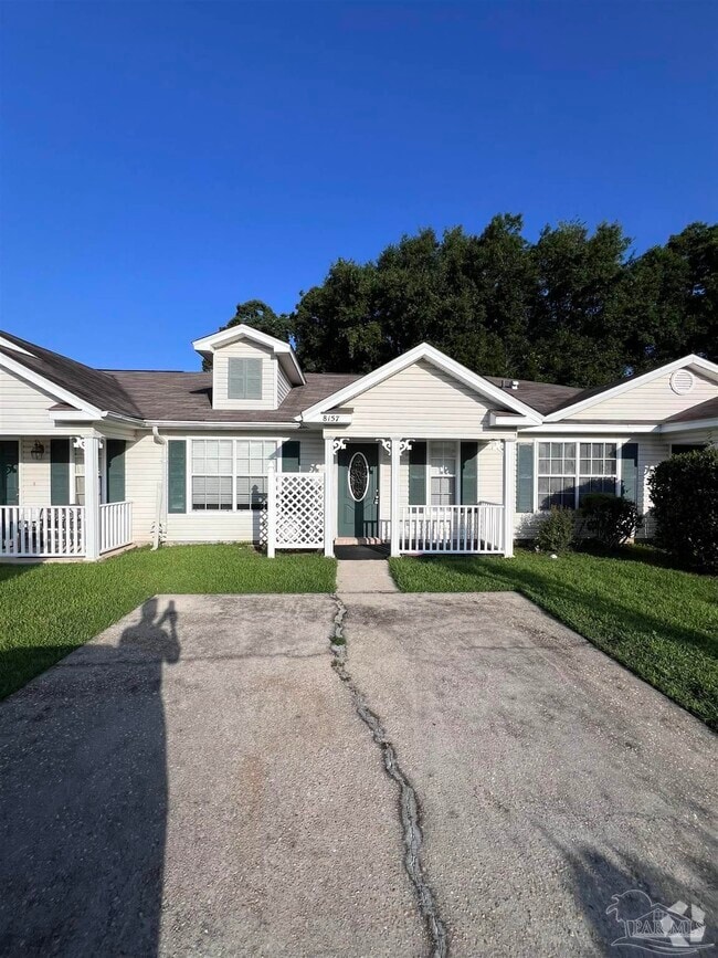 Building Photo - 8157 Heirloom Dr