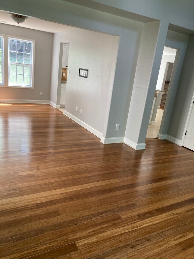 Foto del edificio - 9816 Waltham Ct