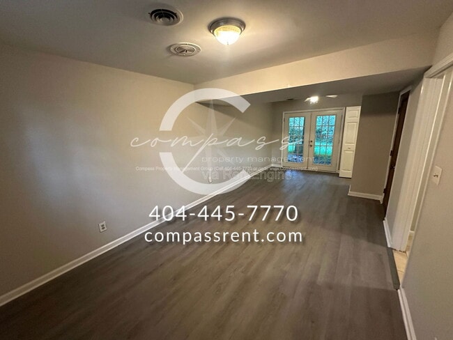Foto del edificio - 3733 Millikin Ct