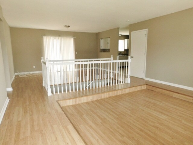 Building Photo - 1310 Aspen Woods Dr