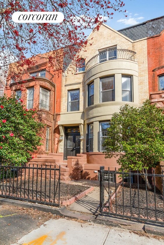 Primary Photo - 1283 Bergen St