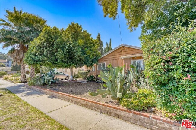 Building Photo - 15905 Enadia Way