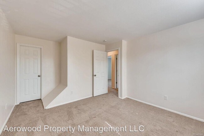Foto del edificio - 3 br, 3 bath House - 4195 S Uravan Street