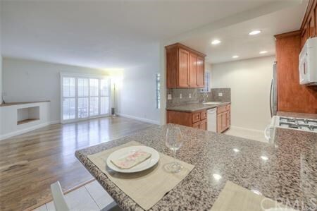 Building Photo - 1101 Packers Cir