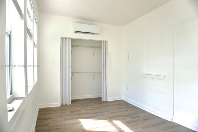 Foto del edificio - 501 SW 6th Ct