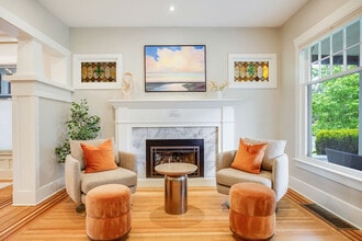 Building Photo - 1706 Warren Ave N