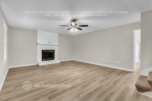 Foto del edificio - 722 Stonehill Ct