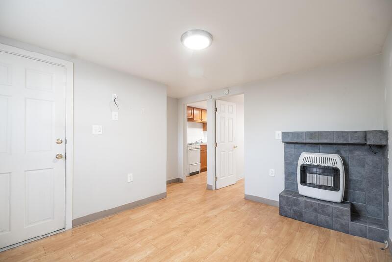 Primary Photo - 1109 9th St