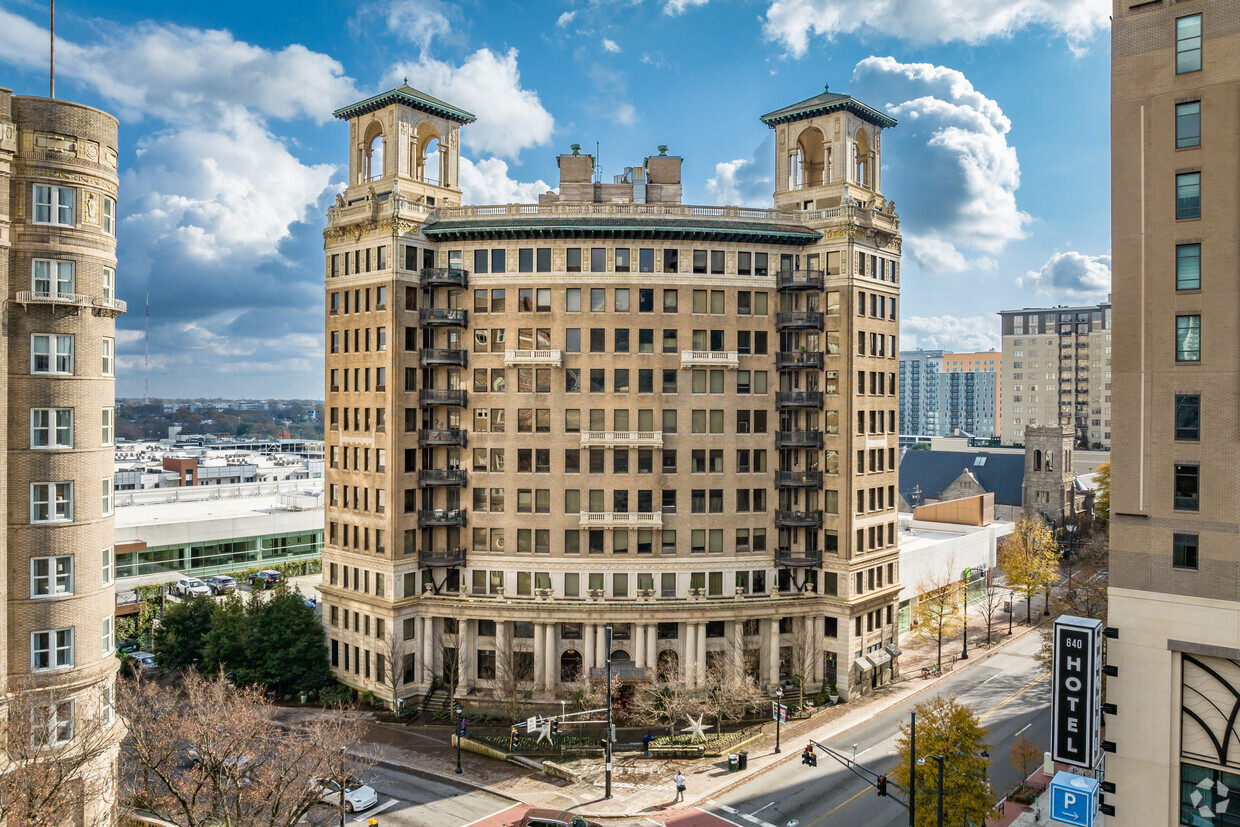 Primary Photo - Ponce Condominiums