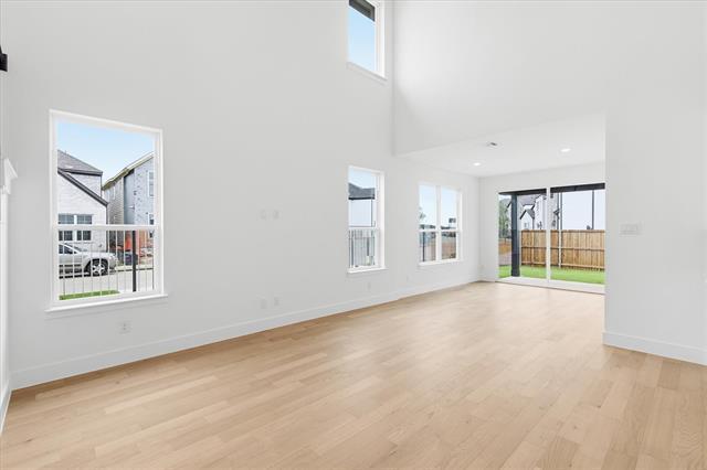 Foto del edificio - 14501 Durant Ln