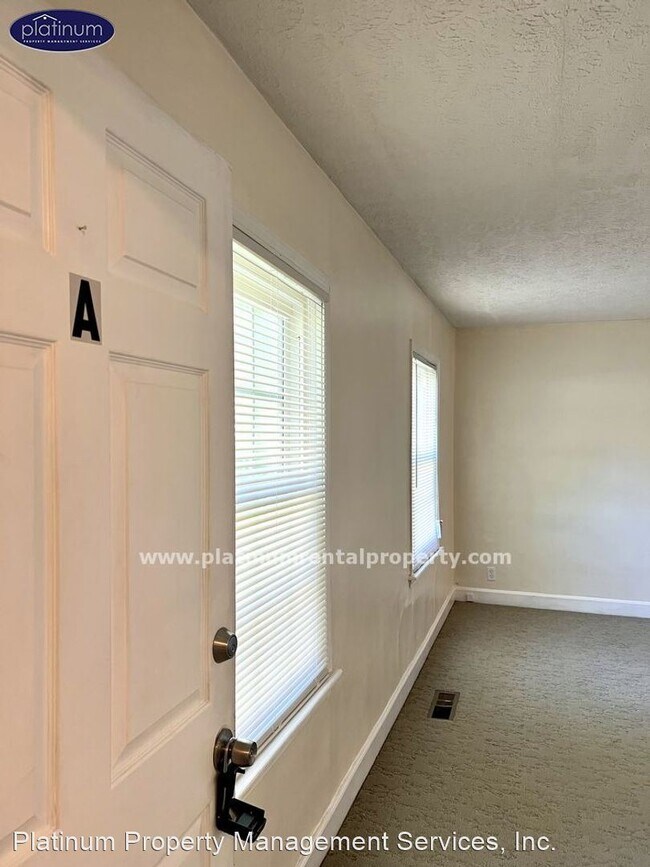 Building Photo - 2 br, 1 bath House - 5193 Ash Cir,  Unit A