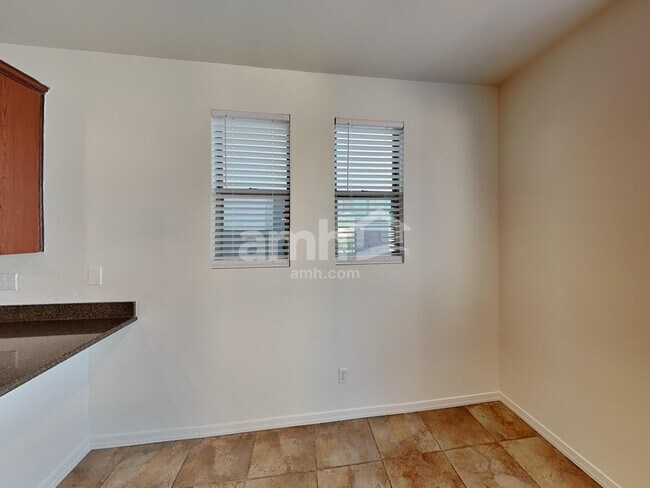 Building Photo - 16103 W Shangri La Rd