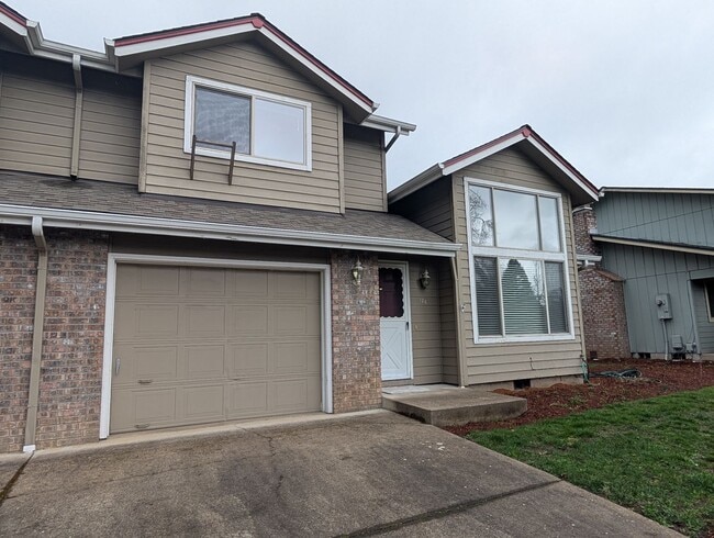 Building Photo - Spacious 2-Bedroom, 1.5-Bathroom Duplex With 1260sf In Thurston!