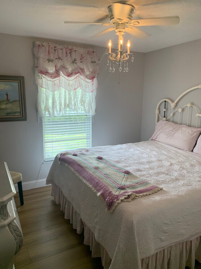 Foto del edificio - 1049 George St