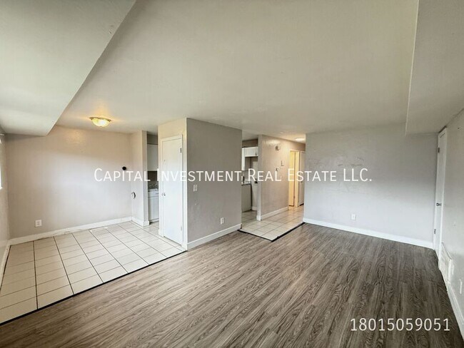Foto del edificio - 2531 S Parkcrest Dr