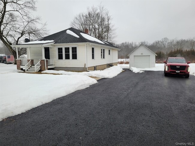 Building Photo - 712 NY-52