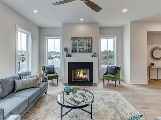 Building Photo - 6945 Viridian Aly