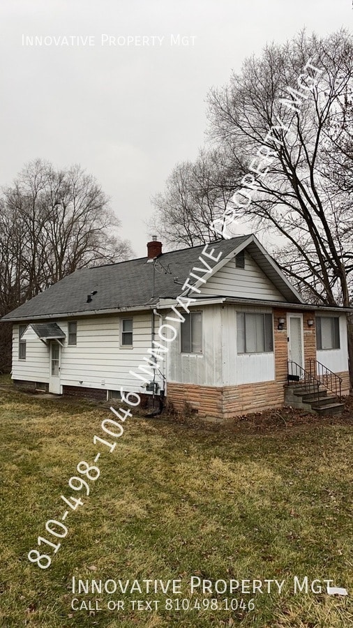 Building Photo - 1012 Farnum Ave