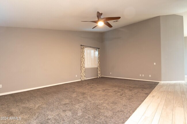 Building Photo - 6442 W Fullam St