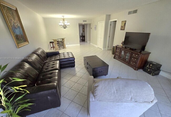 Foto del edificio - 302 Lakeview Dr