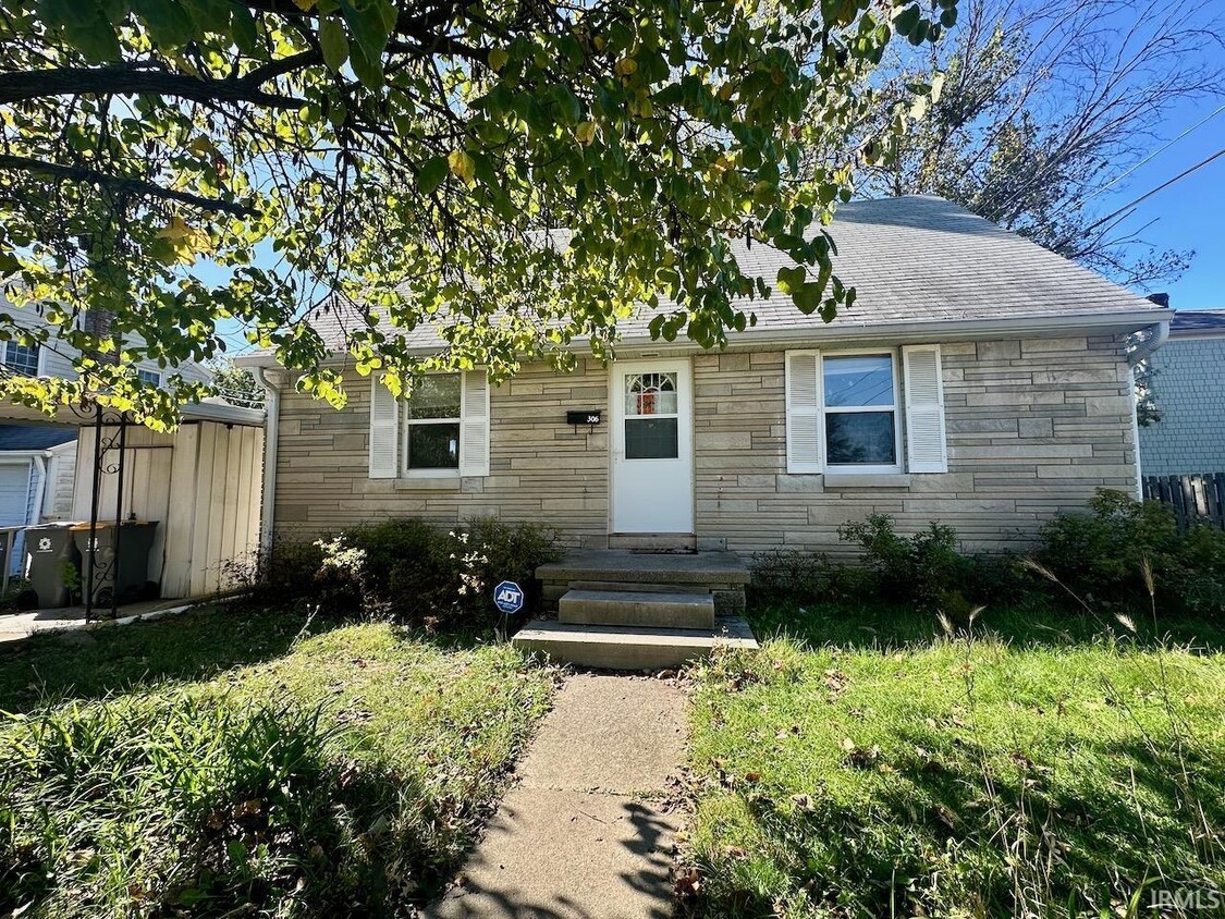 Primary Photo - 306 S Union St