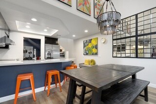 Foto del edificio - 3830 E Lakewood Parkway East