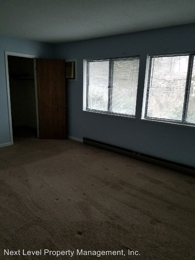 Building Photo - 3 br, 1.5 bath House - 7 Hudson Heights