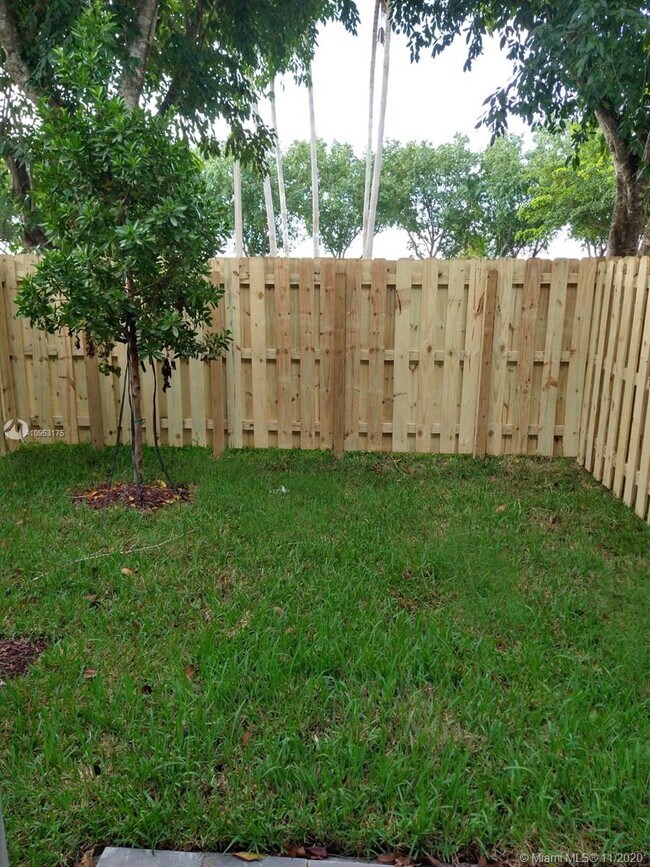 Foto del edificio - 2636 SE 15th Ct