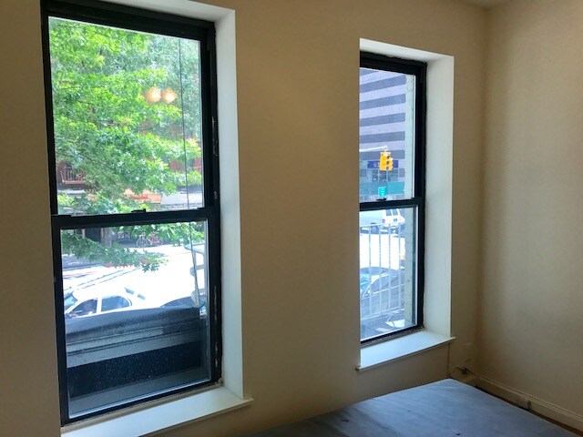 Primary Photo - 1130 1st Avenue