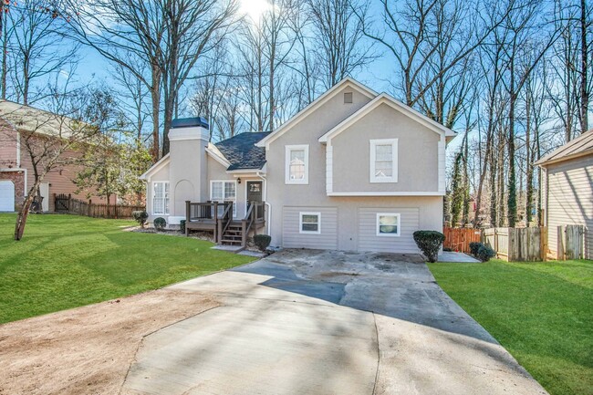 Building Photo - 2717 Horseshoe Creek Dr Sw