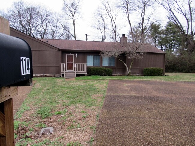 Building Photo - Great 3 Bdrm / 2 Bath Condo Now Available!