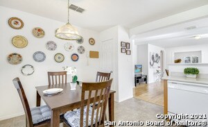 Foto del edificio - 3415 Canyon Maple