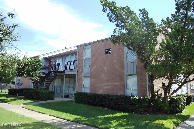 Primary Photo - 11200 Huffmeister Rd