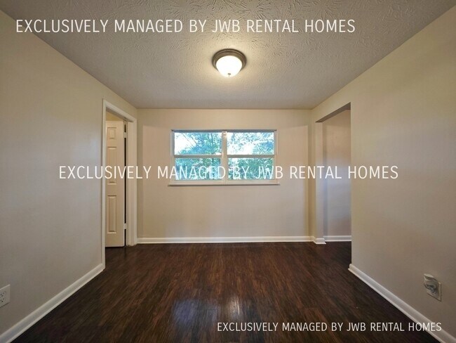 Building Photo - 355 Sonora Dr