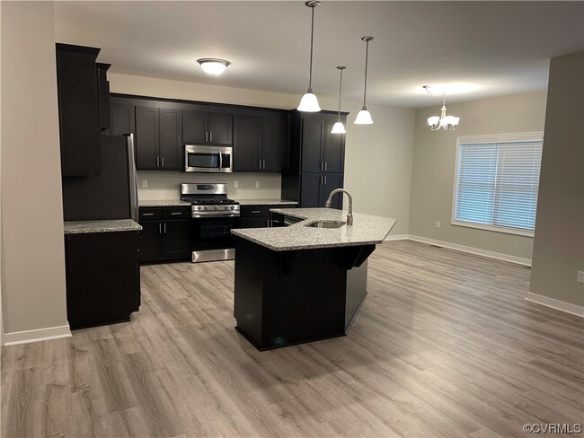 Building Photo - 14112 Laketree Dr