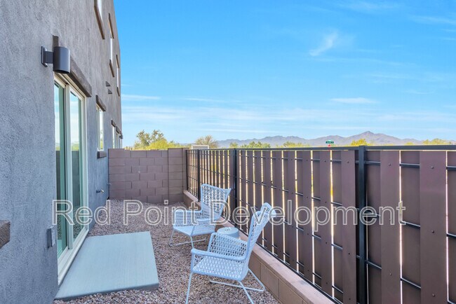 Building Photo - 3700 W Goshen Dr