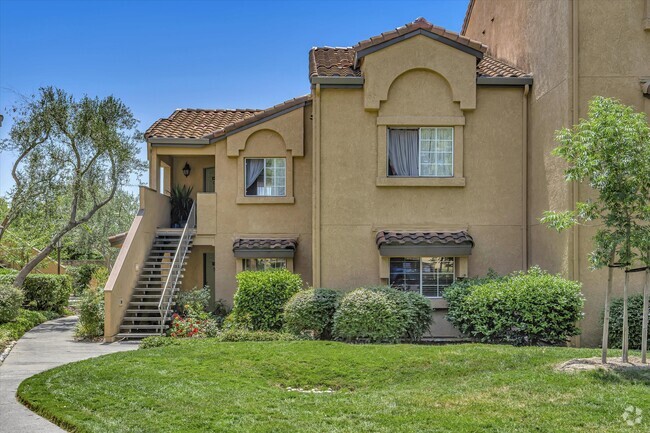 Building Photo - 440 Bollinger Canyon Ln