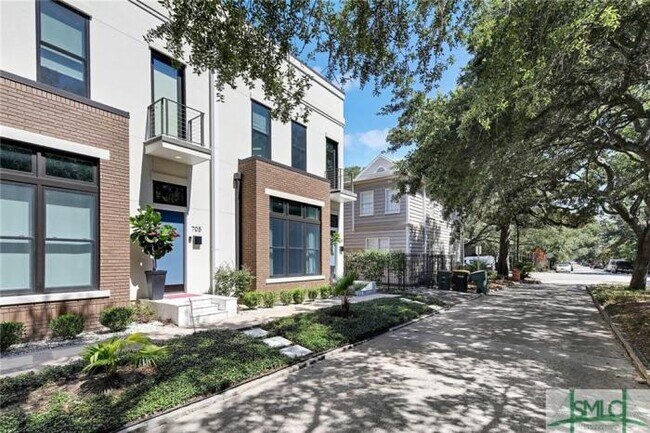 Foto del edificio - 3 bedroom in Savannah GA 31401