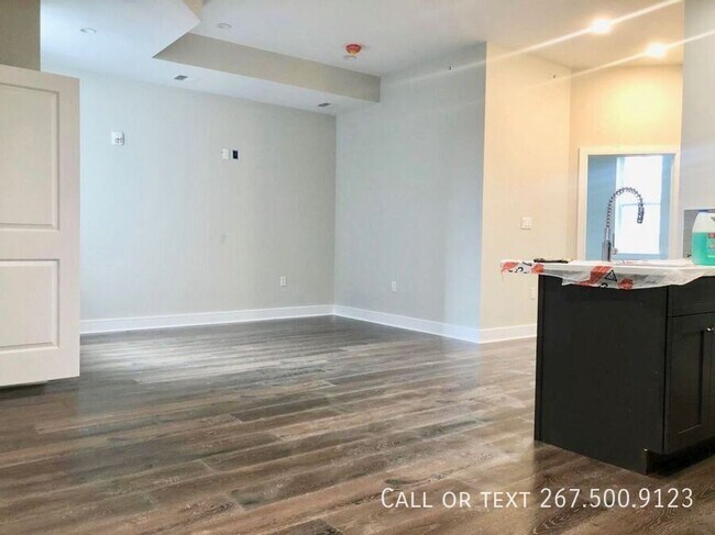 Foto del edificio - 1229 N Franklin St